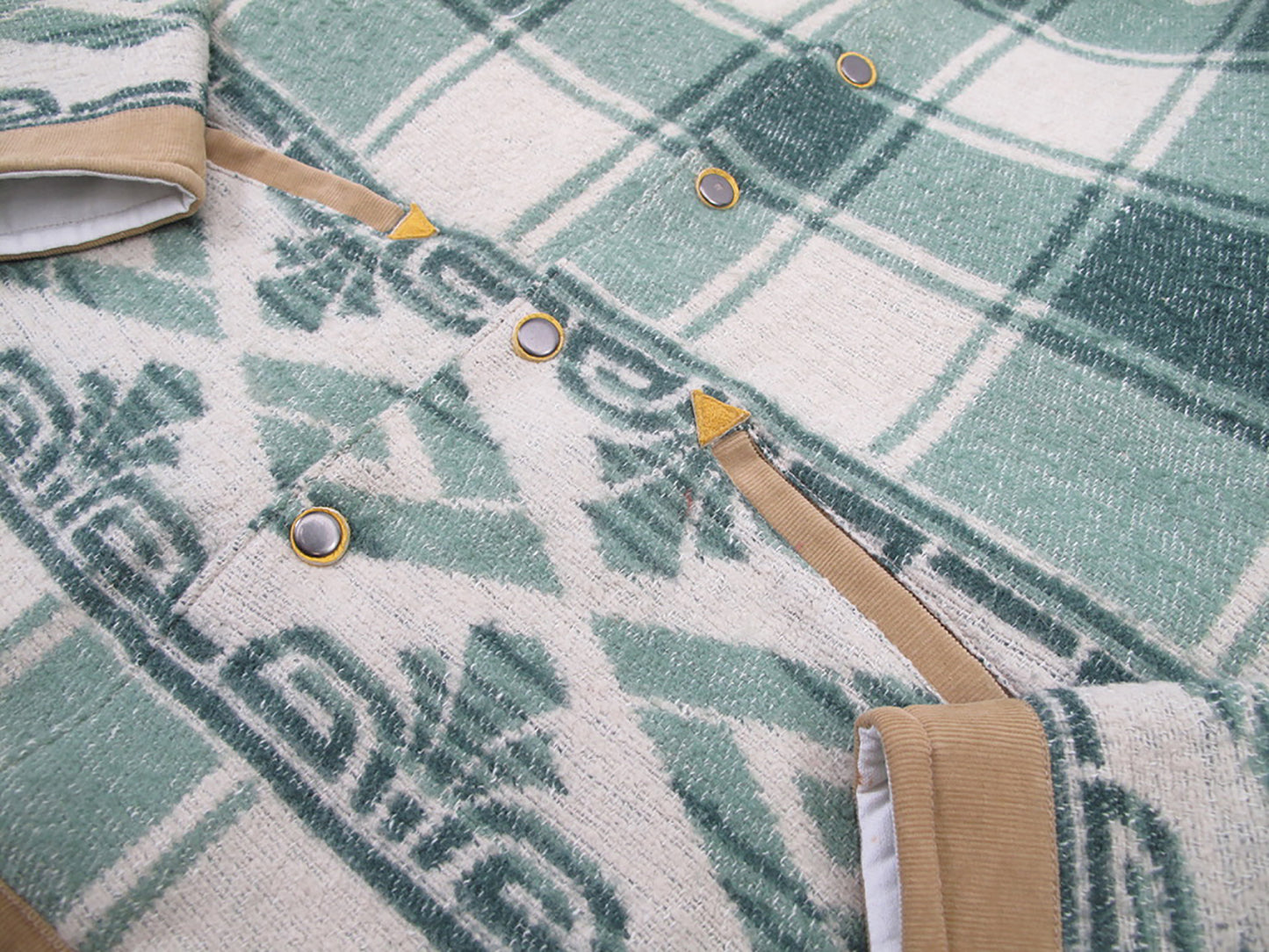 camp blanket raglan sleeve jacket